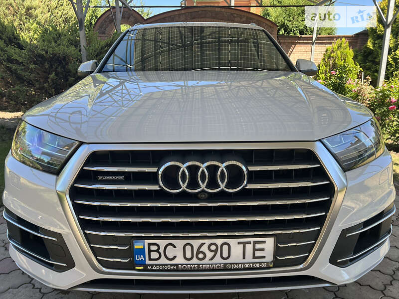 Позашляховик / Кросовер Audi Q7 2019 в Львові