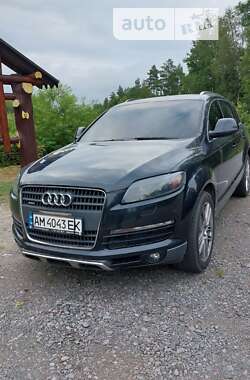 Позашляховик / Кросовер Audi Q7 2006 в Олевську