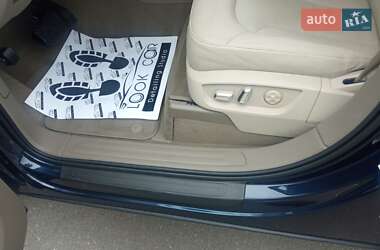 Внедорожник / Кроссовер Audi Q7 2014 в 