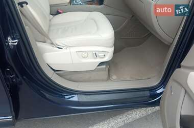 Внедорожник / Кроссовер Audi Q7 2014 в 