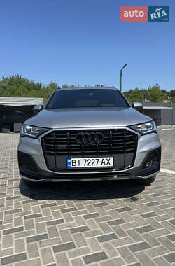 Внедорожник / Кроссовер Audi Q7 2020 в 