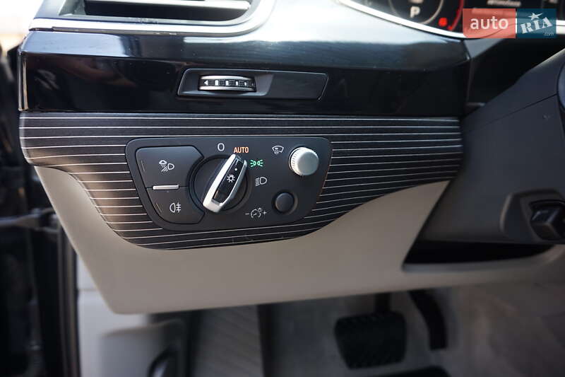 Позашляховик / Кросовер Audi Q7 2015 в Самборі