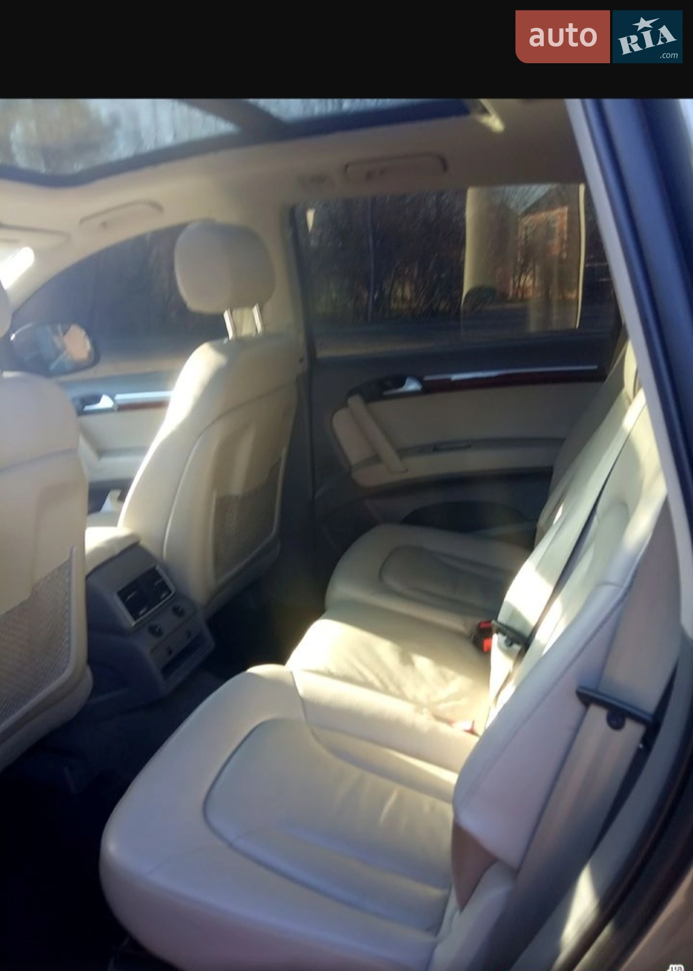 2010 Audi Q7 - мініатюра 2