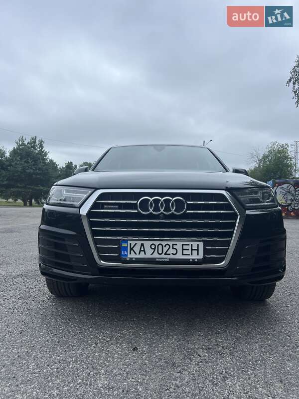 Позашляховик / Кросовер Audi Q7 2016 в Києві фото 9 Позашляховик / Кросовер Audi Q7 2016 в Києві