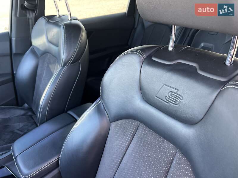 Позашляховик / Кросовер Audi Q7 2016 в Києві фото 20 Позашляховик / Кросовер Audi Q7 2016 в Києві