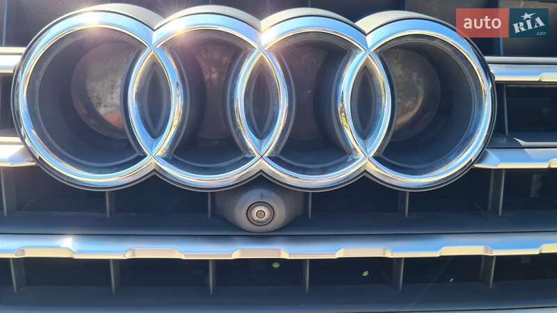 Внедорожник / Кроссовер Audi Q7 2017 в Ровно