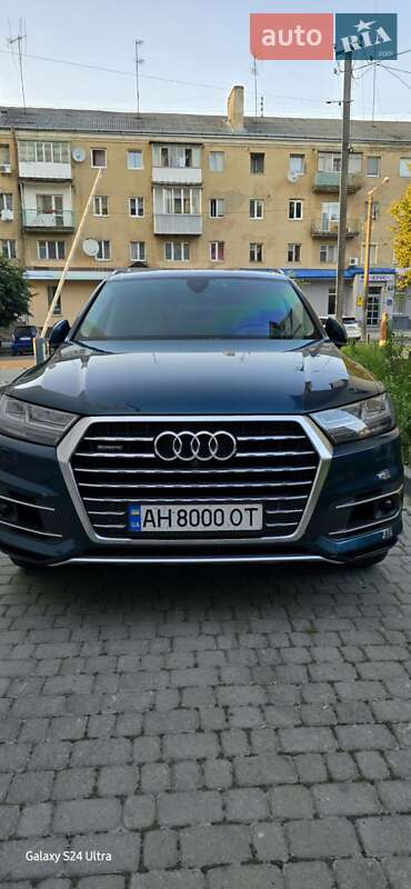 Внедорожник / Кроссовер Audi Q7 2017 в Ивано-Франковске