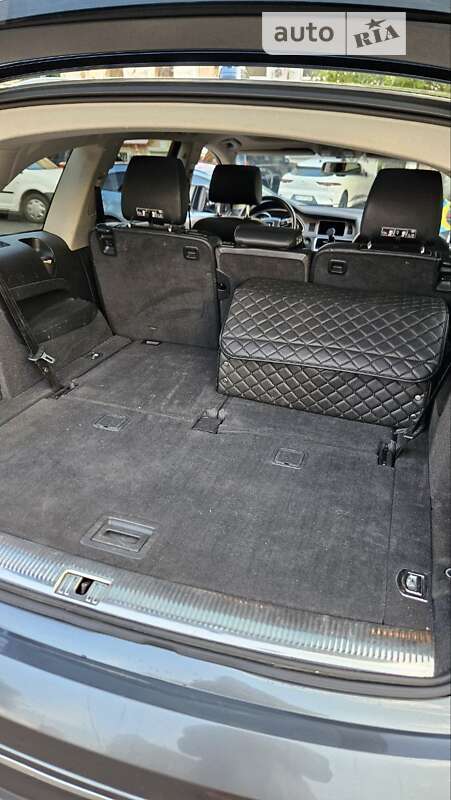 Внедорожник / Кроссовер Audi Q7 2012 в Одессе