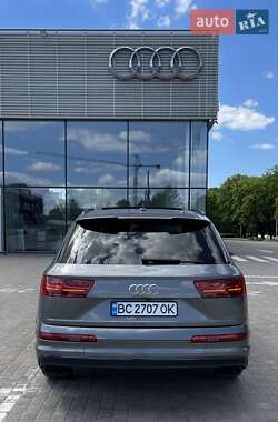 Позашляховик / Кросовер Audi Q7 2017 в Львові
