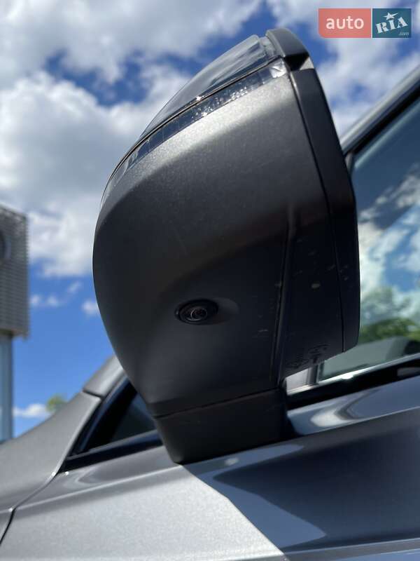 Позашляховик / Кросовер Audi Q7 2017 в Львові