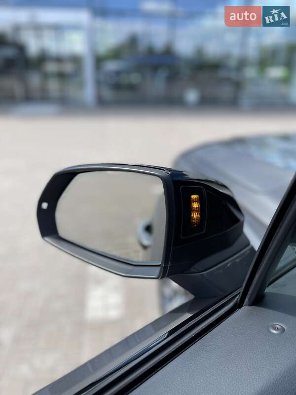 Позашляховик / Кросовер Audi Q7 2017 в Львові