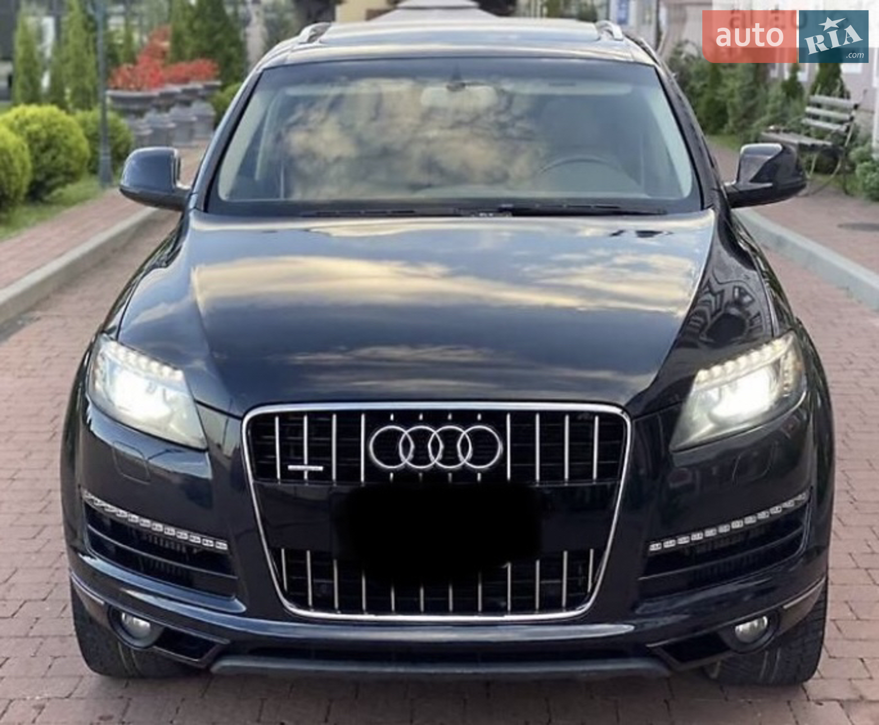 2010 Audi Q7 - мініатюра 2