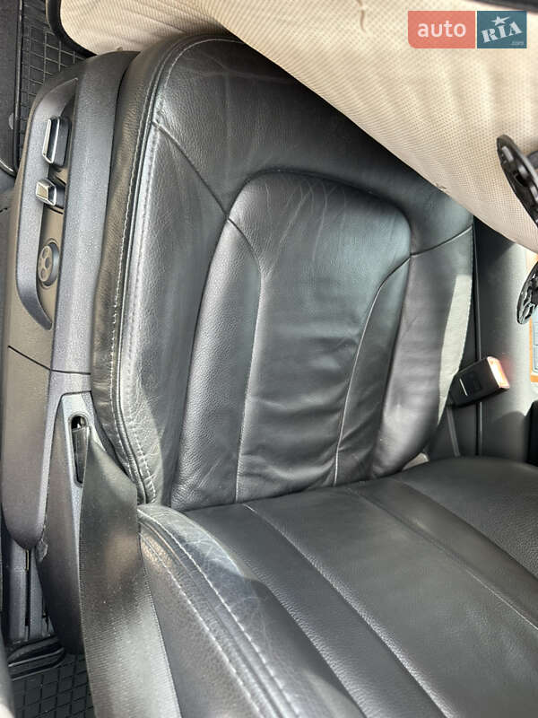 Внедорожник / Кроссовер Audi Q7 2009 в Черновцах