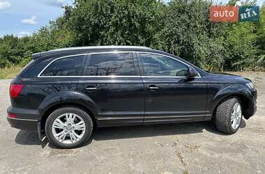Внедорожник / Кроссовер Audi Q7 2012 в 