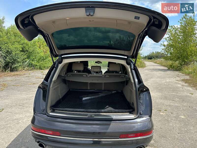Внедорожник / Кроссовер Audi Q7 2012 в Звягеле фото 14 Внедорожник / Кроссовер Audi Q7 2012 в Звягеле