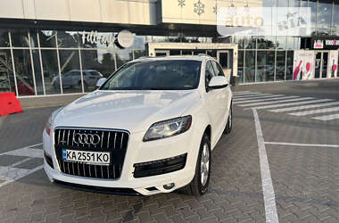 Позашляховик / Кросовер Audi Q7 2011 в Вишневому