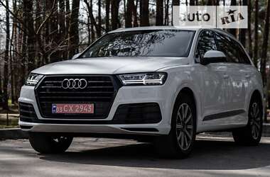 Внедорожник / Кроссовер Audi Q7 2017 в Киеве