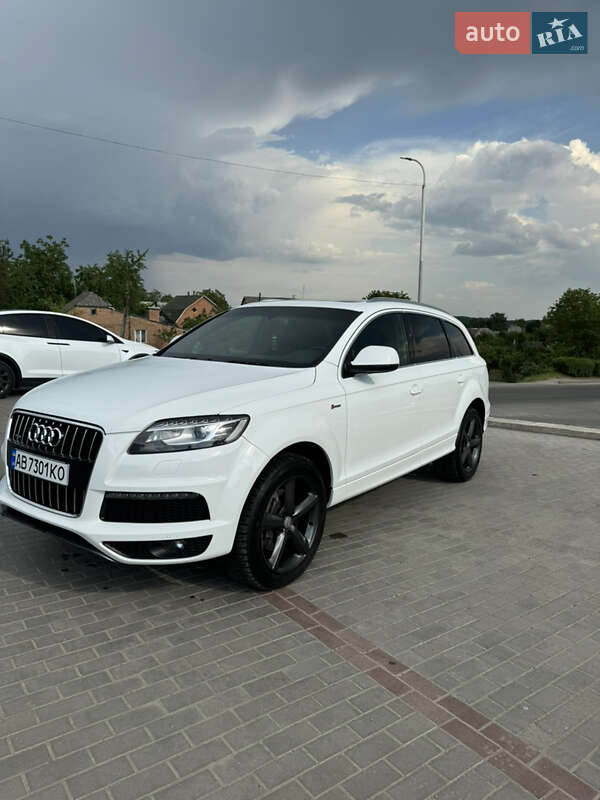 Позашляховик / Кросовер Audi Q7 2011 в Вінниці