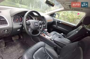 Внедорожник / Кроссовер Audi Q7 2015 в 