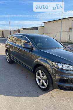 Внедорожник / Кроссовер Audi Q7 2012 в Харькове