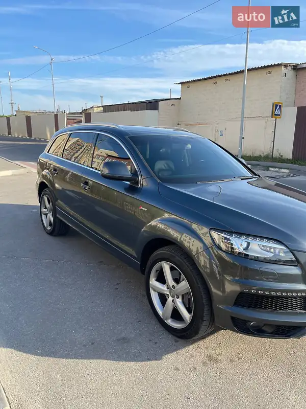 Audi Q7 2012