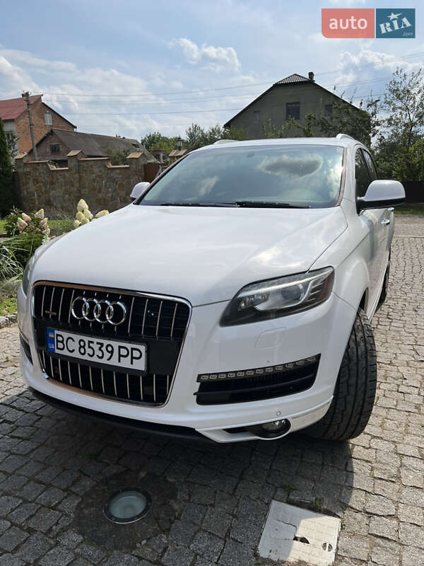 Позашляховик / Кросовер Audi Q7 2011 в Самборі