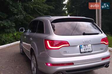 Внедорожник / Кроссовер Audi Q7 2015 в 