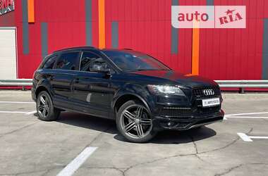 Внедорожник / Кроссовер Audi Q7 2015 в Киеве