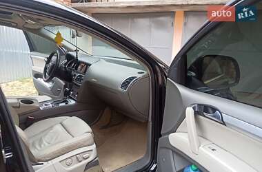 Позашляховик / Кросовер Audi Q7 2007 в 