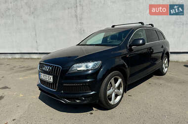 Внедорожник / Кроссовер Audi Q7 2012 в 