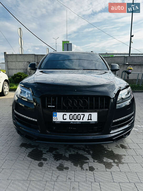 Позашляховик / Кросовер Audi Q7 2010 в Стрию