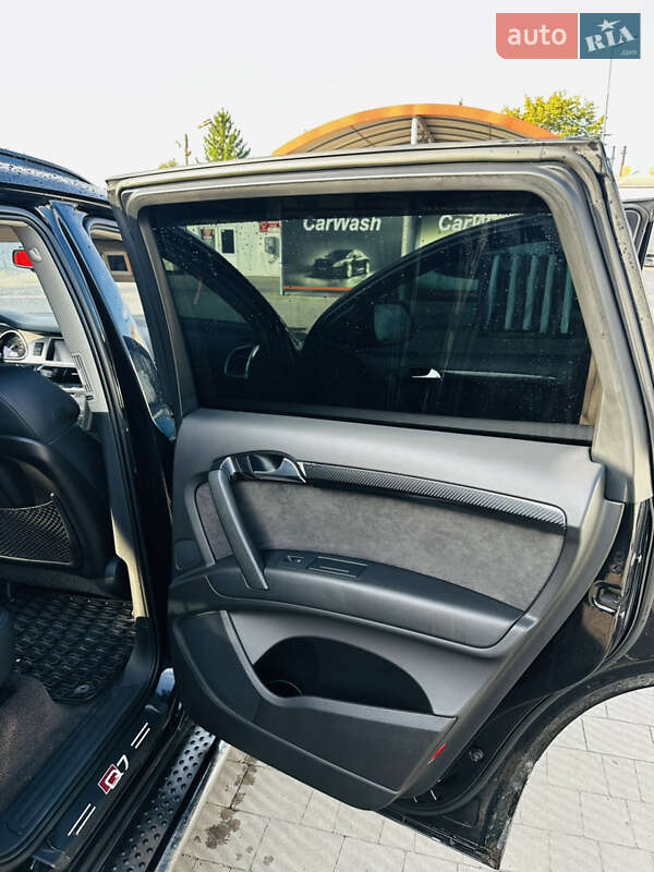 Позашляховик / Кросовер Audi Q7 2010 в Стрию