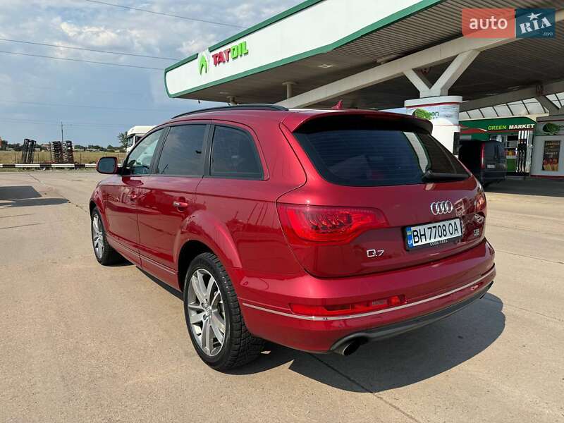 Позашляховик / Кросовер Audi Q7 2011 в Одесі