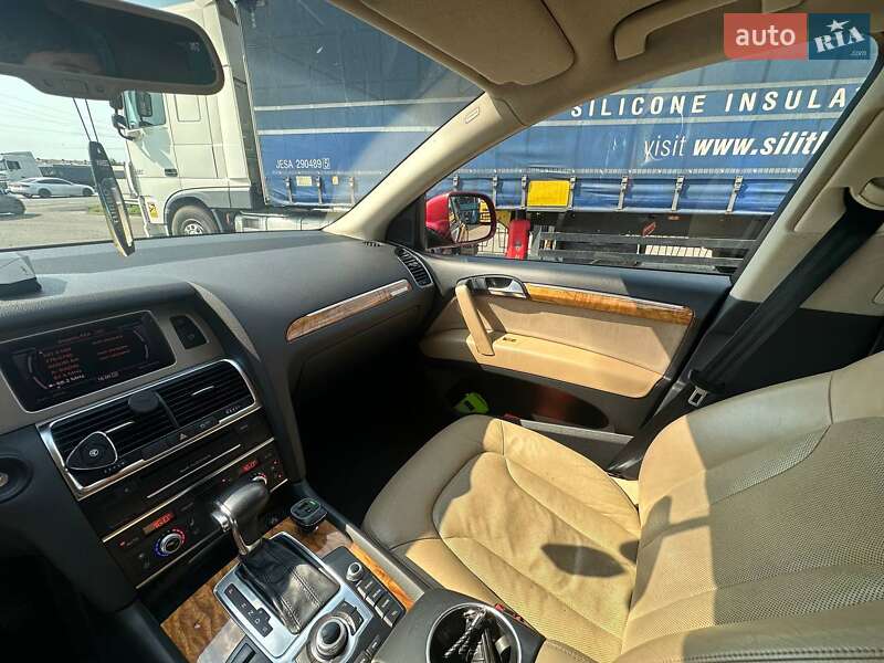 Позашляховик / Кросовер Audi Q7 2011 в Одесі