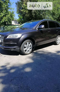 Позашляховик / Кросовер Audi Q7 2007 в Дніпрі