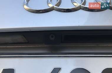 Внедорожник / Кроссовер Audi Q7 2010 в 