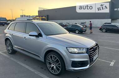 Позашляховик / Кросовер Audi Q7 2019 в Бучі