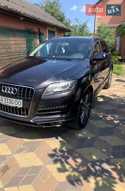 Внедорожник / Кроссовер Audi Q7 2012 в 