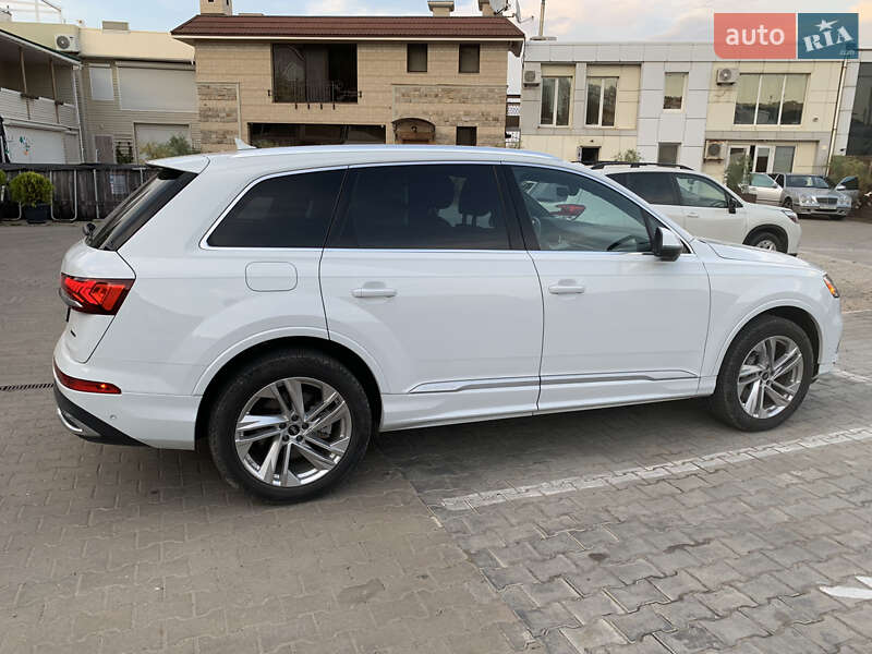 Внедорожник / Кроссовер Audi Q7 2021 в Одессе