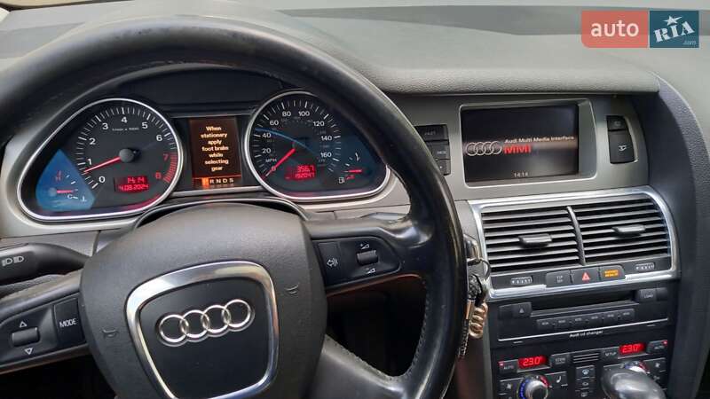 Внедорожник / Кроссовер Audi Q7 2007 в Вознесенске