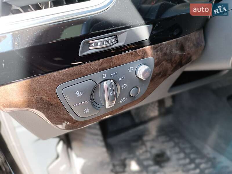 Позашляховик / Кросовер Audi Q7 2019 в Львові