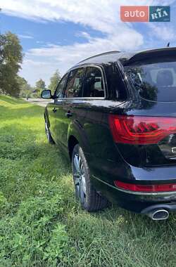 Внедорожник / Кроссовер Audi Q7 2013 в Луцке