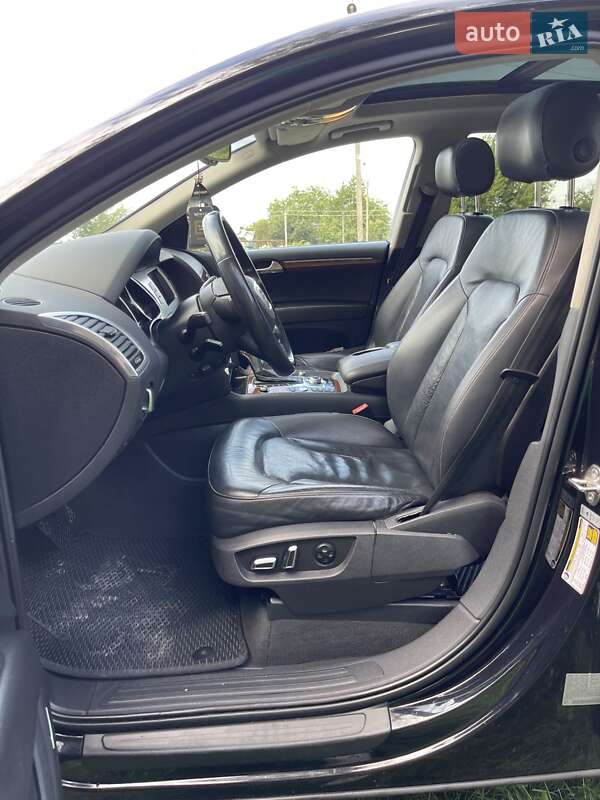 Внедорожник / Кроссовер Audi Q7 2013 в Луцке