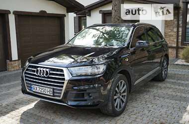 Внедорожник / Кроссовер Audi Q7 2017 в Харькове