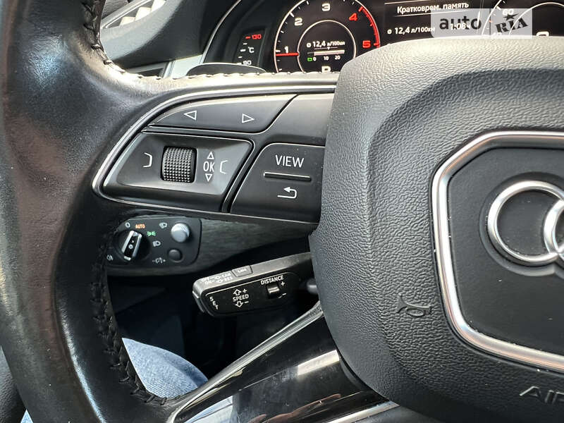 Позашляховик / Кросовер Audi Q7 2016 в Івано-Франківську