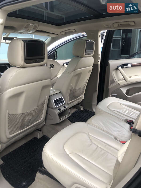 Внедорожник / Кроссовер Audi Q7 2010 в Ирпене