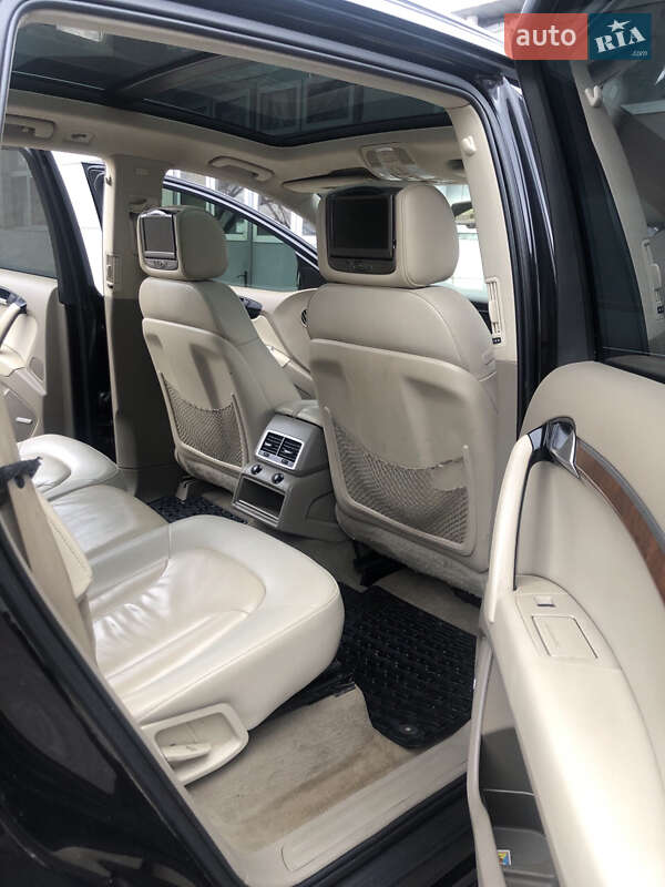 Внедорожник / Кроссовер Audi Q7 2010 в Ирпене