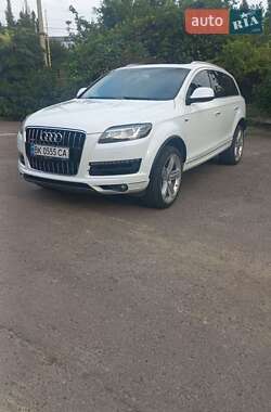 Внедорожник / Кроссовер Audi Q7 2015 в Ровно