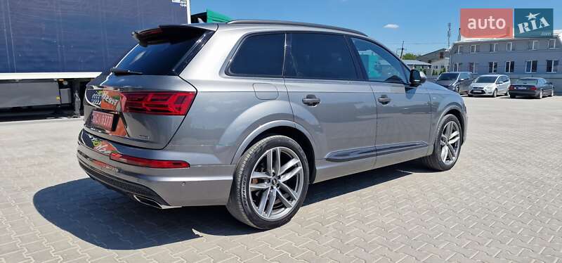 Позашляховик / Кросовер Audi Q7 2018 в Тернополі