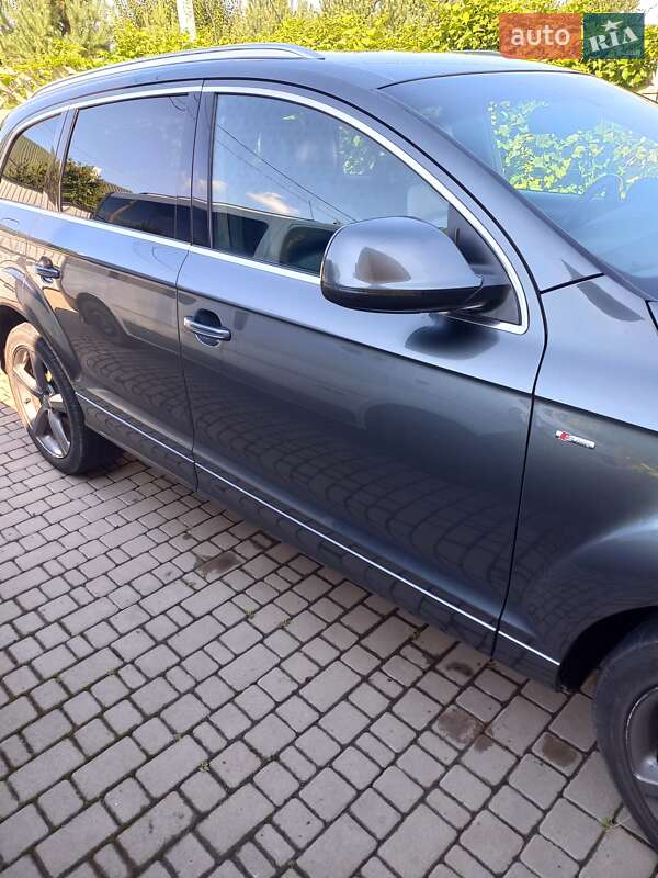 Audi Q7 2013